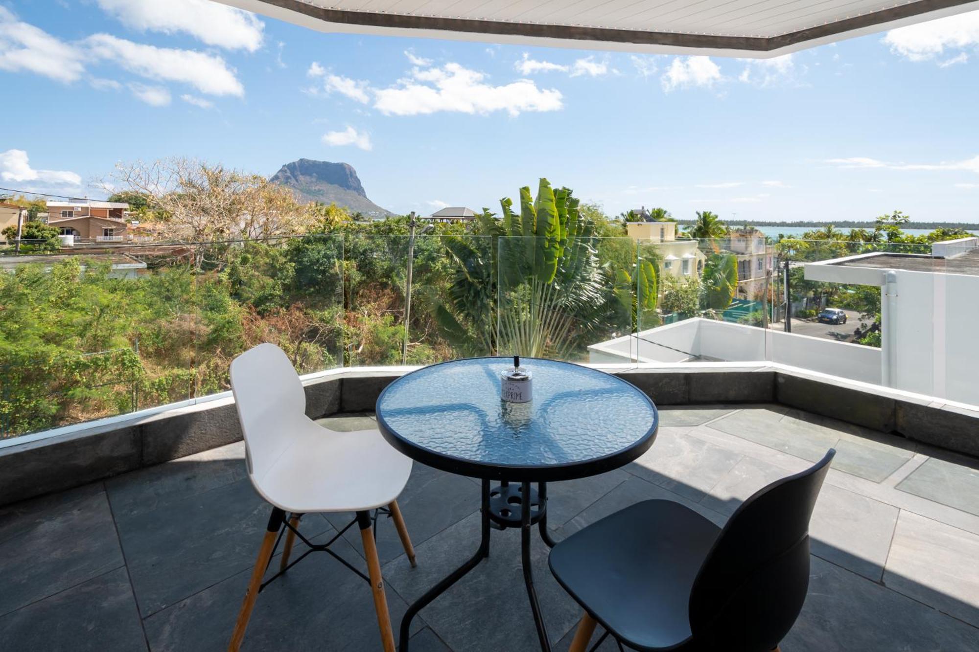 Twakila Sunset Suites La Gaulette Eksteriør billede