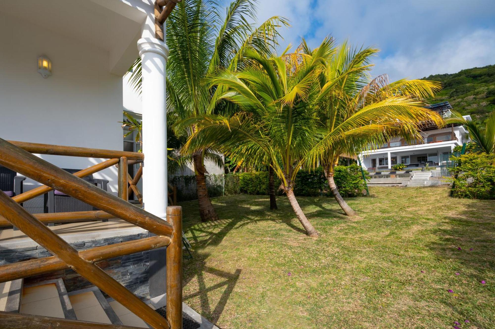 Twakila Sunset Suites La Gaulette Eksteriør billede